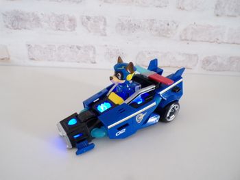 Voiture Chase - Mighty Pups - paw Patrol - Pat Patrouille  (J24)