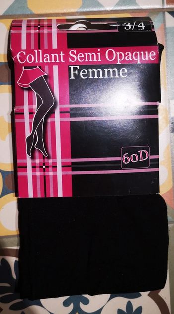 Collant semi opaque noir 60D neuf