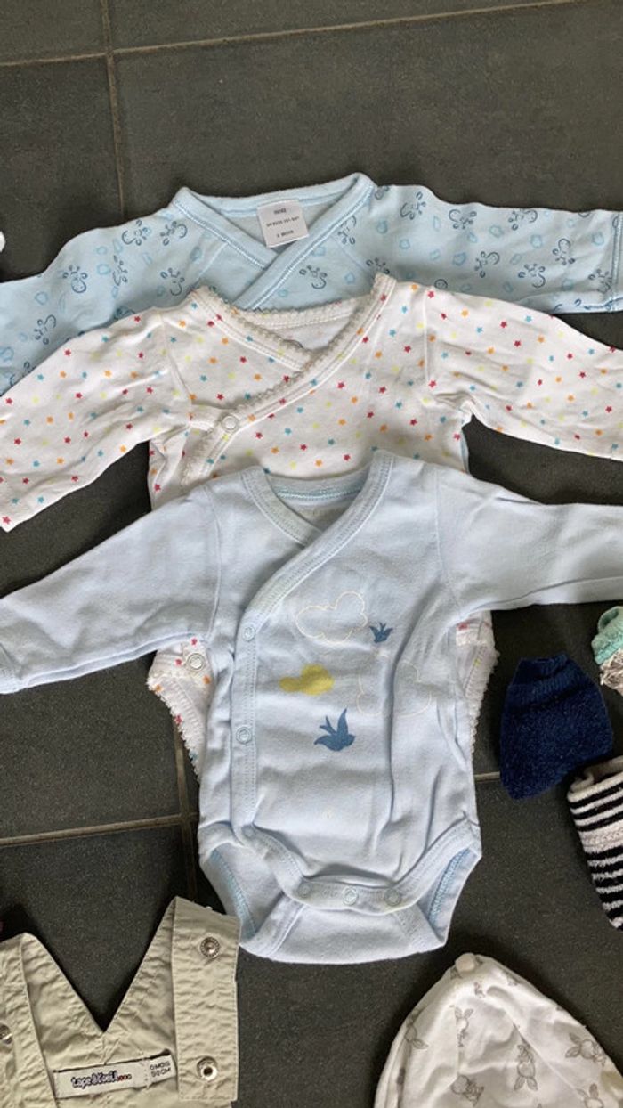 Lot de 13 vêtements pour bébé - photo numéro 6