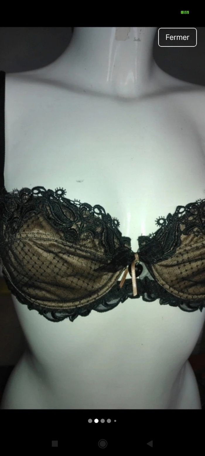 Très beau soutien gorge L2 - photo numéro 3
