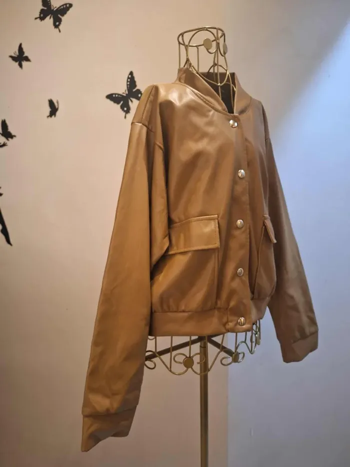 Veste en simili cuir marron clair - Made in italy - photo numéro 2