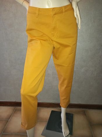 pantalon élasthane moutarde cache cache taille 42