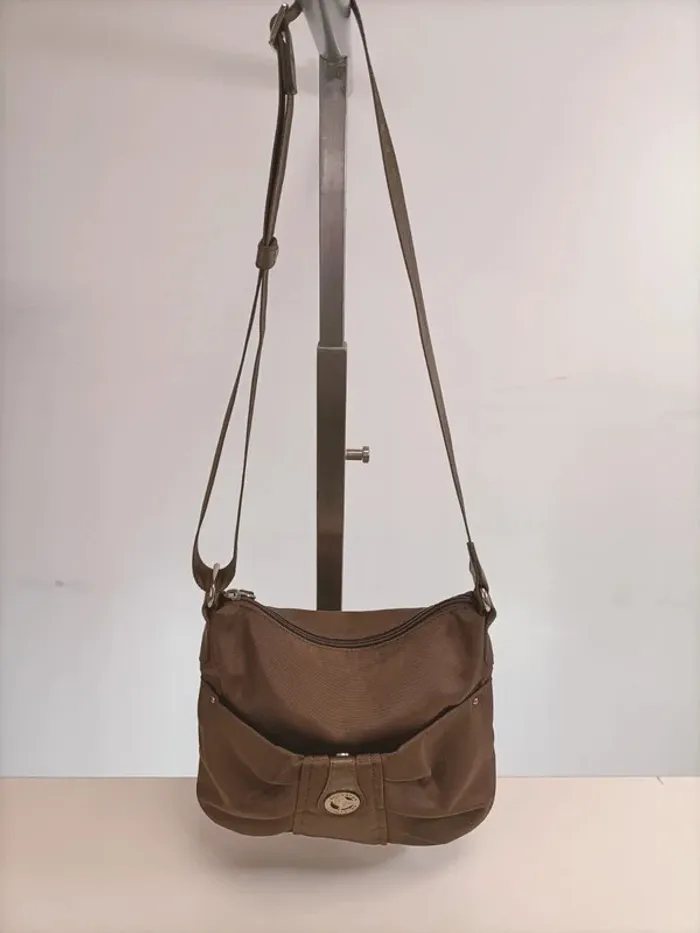 Sac à main bandoulière Melanie marron détails dorés - photo numéro 2
