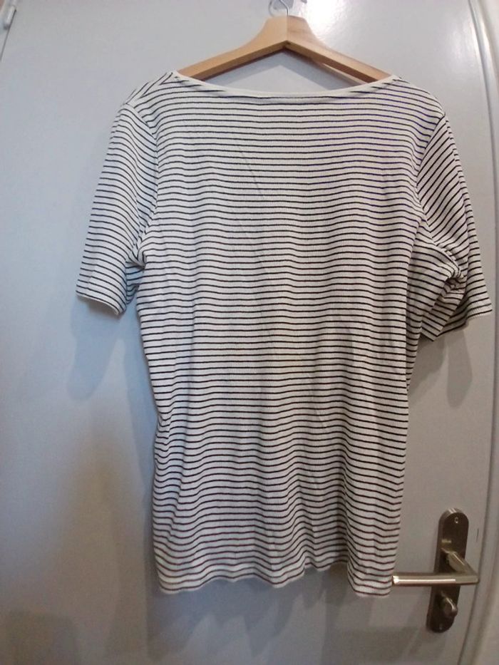 Petit pull manches courtes,  léger,  taille L - photo numéro 3