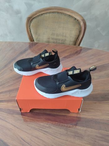 Baskets Nike flex runner T 29.5