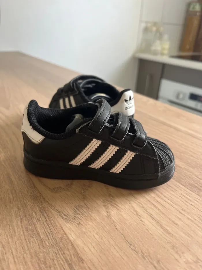 Superstar Adidas - photo numéro 3