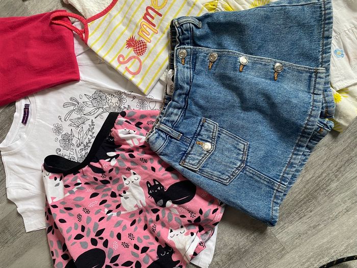 Lot vêtements mofille été 6 ans - photo numéro 3