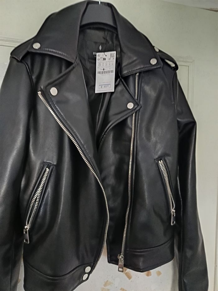 Perfecto noir Stradivarius femme neuf - photo numéro 2