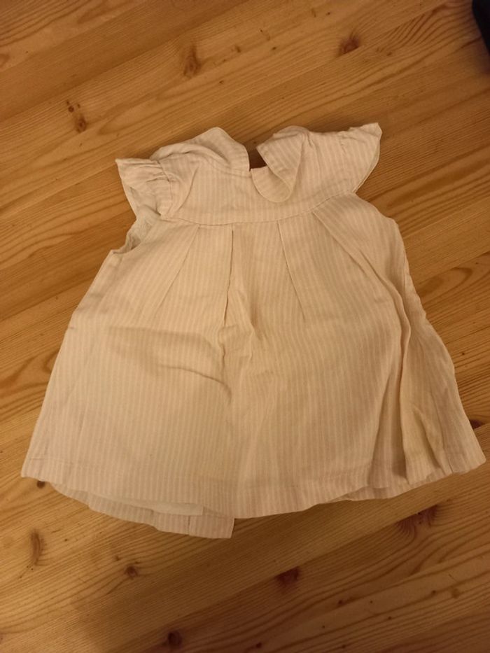 LOT 2 jolies robes naissance - photo numéro 3