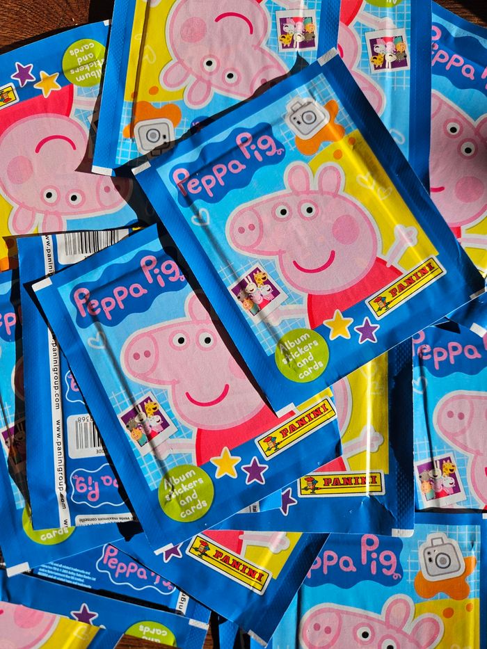 Lot de 20 pochettes + 5 offertes – Peppa Pig (Panini) - photo numéro 4
