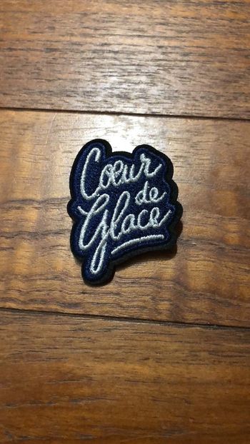 Broche « cœur de glace «