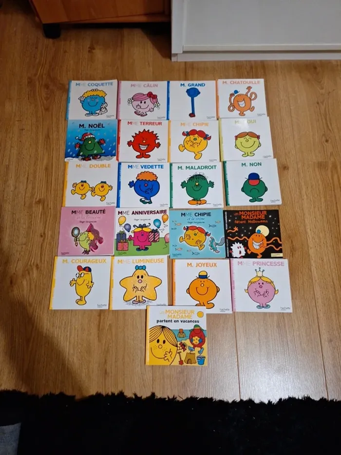 Lot de 23 livres mr mme