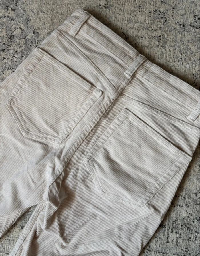 Pantalon en velours côtelé - photo numéro 4