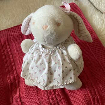 Doudou musical lapin Jacadi