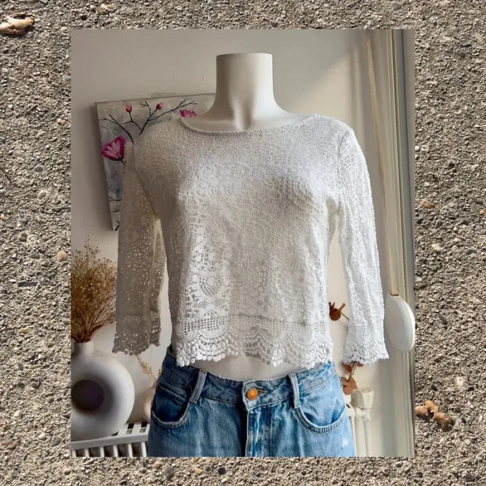 Blouse blanche dentelle 🤍