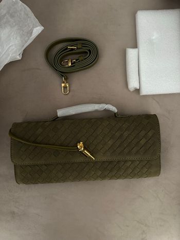 Sac pochette inspo en daim kaki