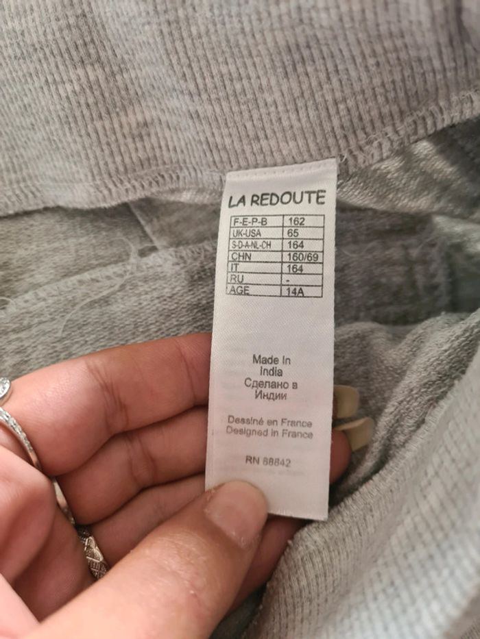 Pantalon jogging fille gris avec bandes marine et blanc sur les côtés taille 14 ans - photo numéro 4