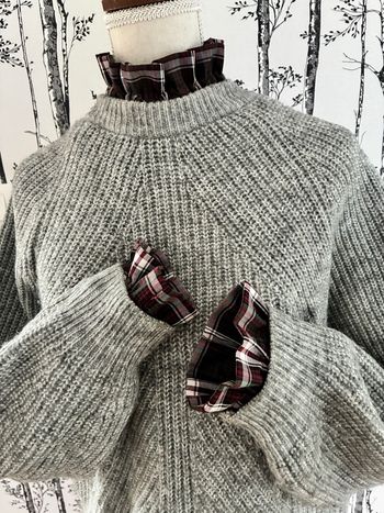 Col et manchettes amovibles  Ecossais rouge