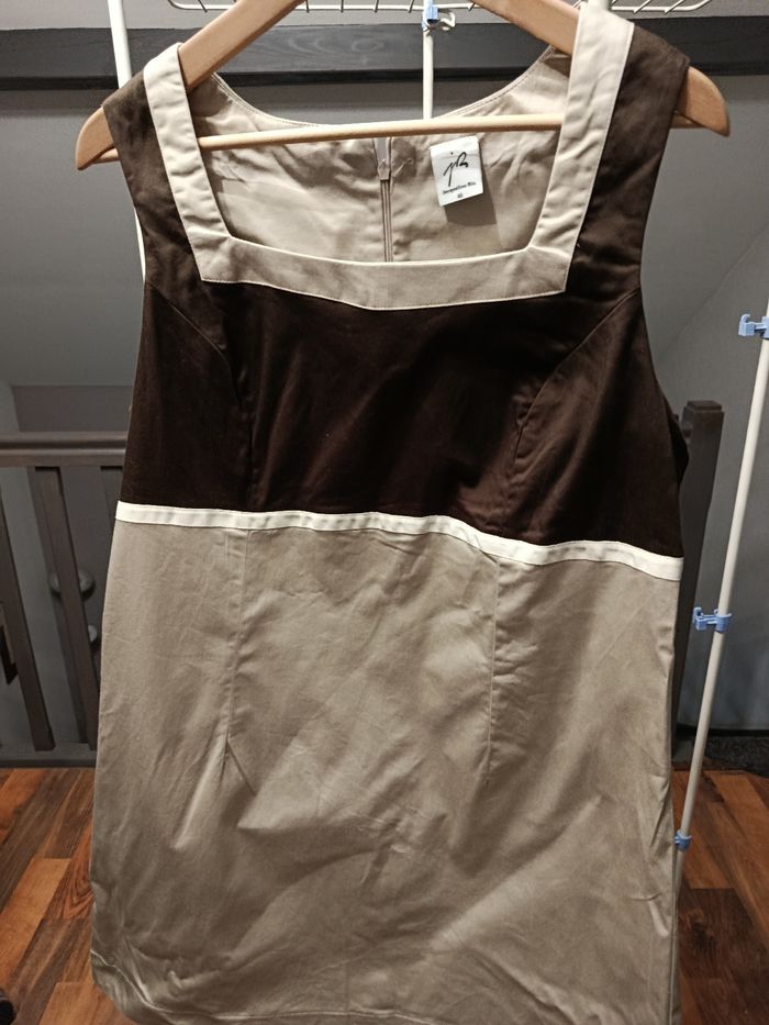 Robe sans manches taille 46