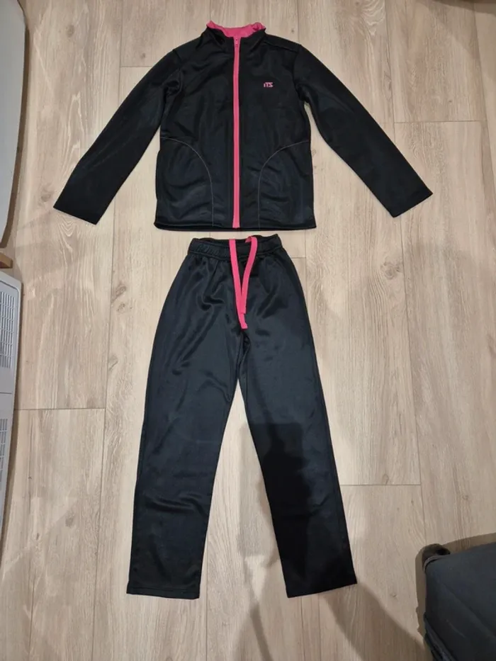 Ensemble survêtement