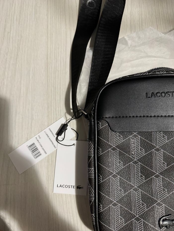 Sacoche Lacoste