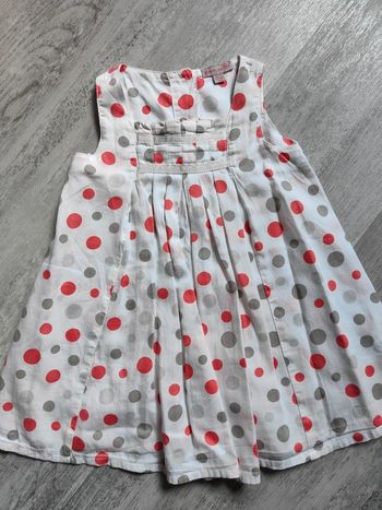 Robe blanche et pois 🔴 12m