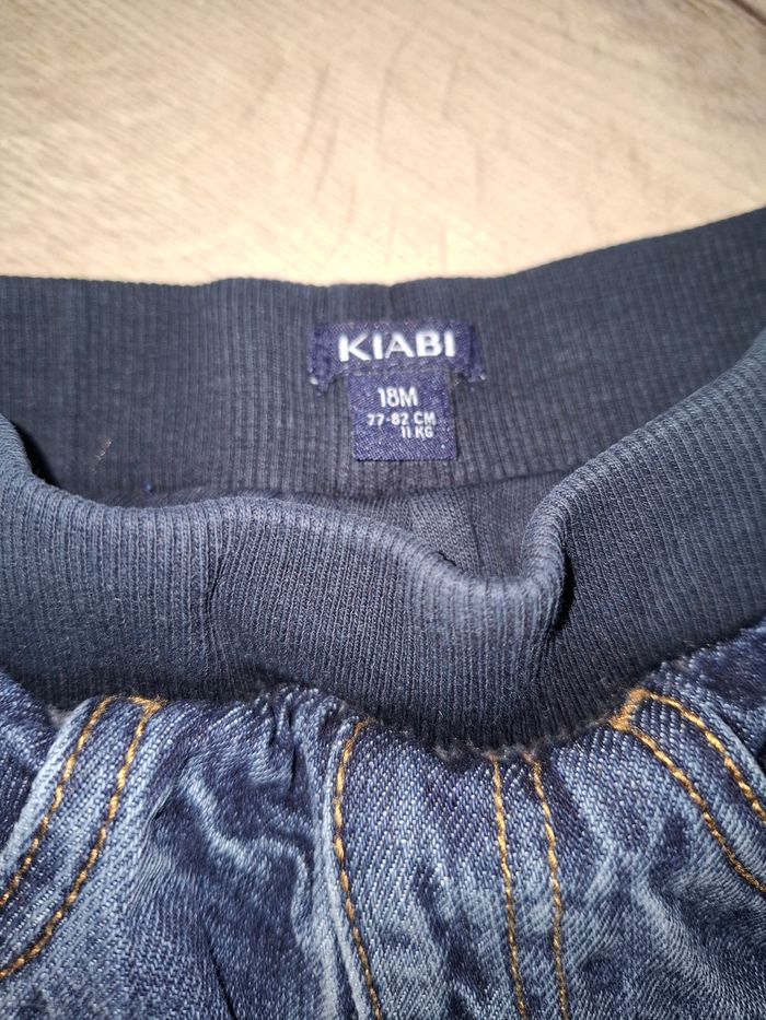 Lot 2 pantalons 18 mois - photo numéro 2