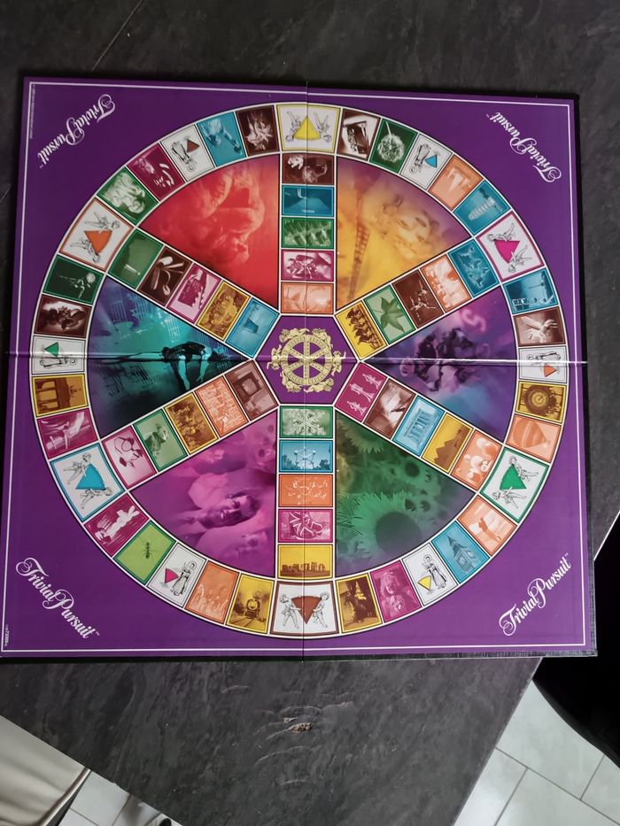 Trivial poursuite - photo numéro 2
