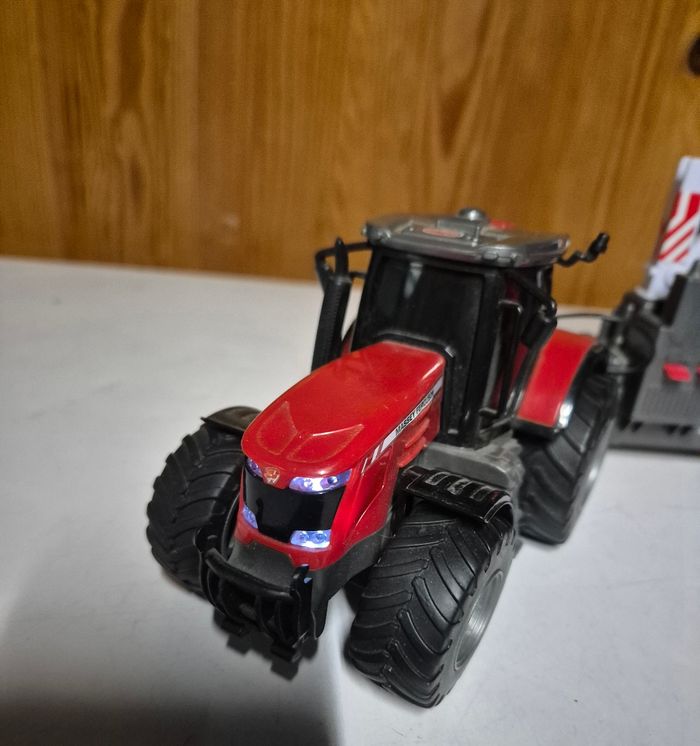 Dickie Toys Massey Ferguson 8737 Tracteur et remorque son et lumieres - photo numéro 2