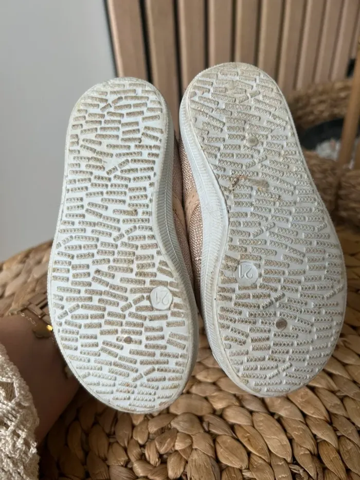 Baskets sans lacets taille 21 - photo numéro 3