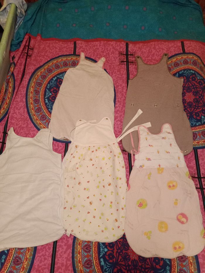 Gigoteuse en très bon état 0 - 6 mois - photo numéro 8