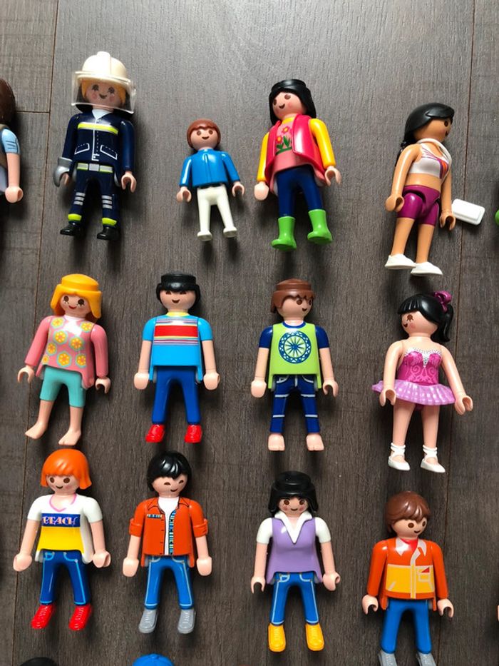 Lot de 34 personnages playmobil - photo numéro 3
