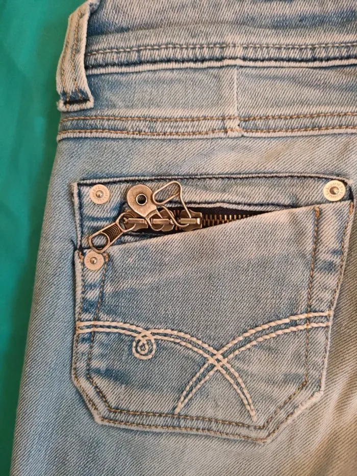 Jeans kaporal très bon état taille 27 - photo numéro 8