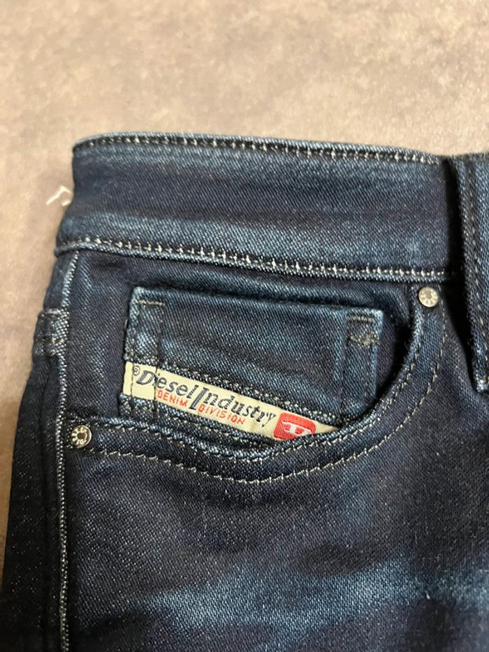Jean Diesel femme W26 L32 skinzee - photo numéro 5