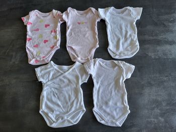 Bodies manches courtes