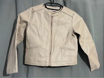 Veste simili beige pailleté 6 ans tape à l’œil comme neuve très peu porté