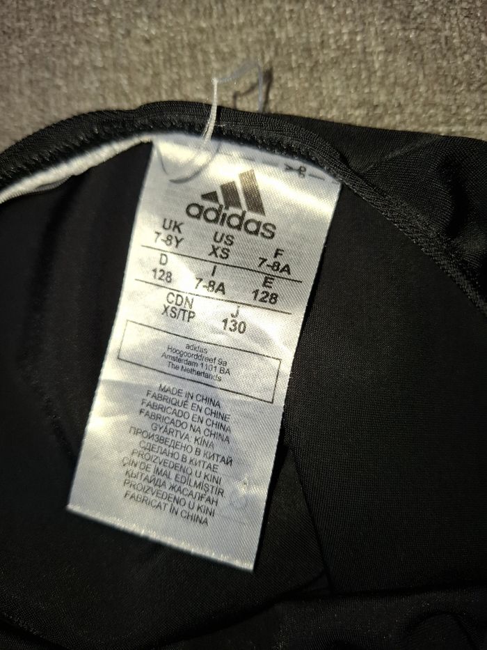 Maillot de bain Adidas 7/8 ans - photo numéro 6
