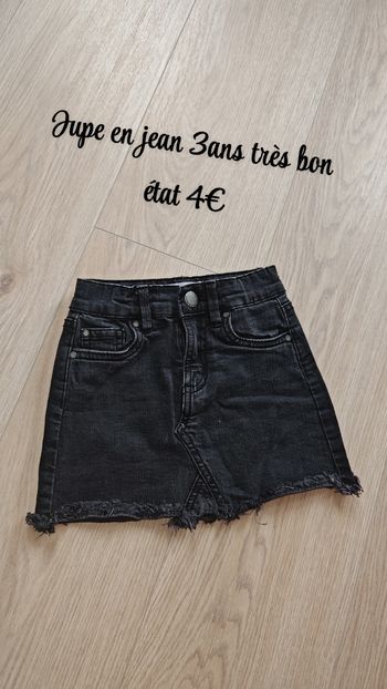 Jupe en jean noir 3A Zara 