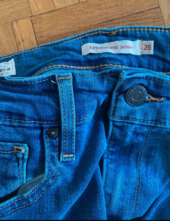 Jean Levi’s W26L30 - photo numéro 3