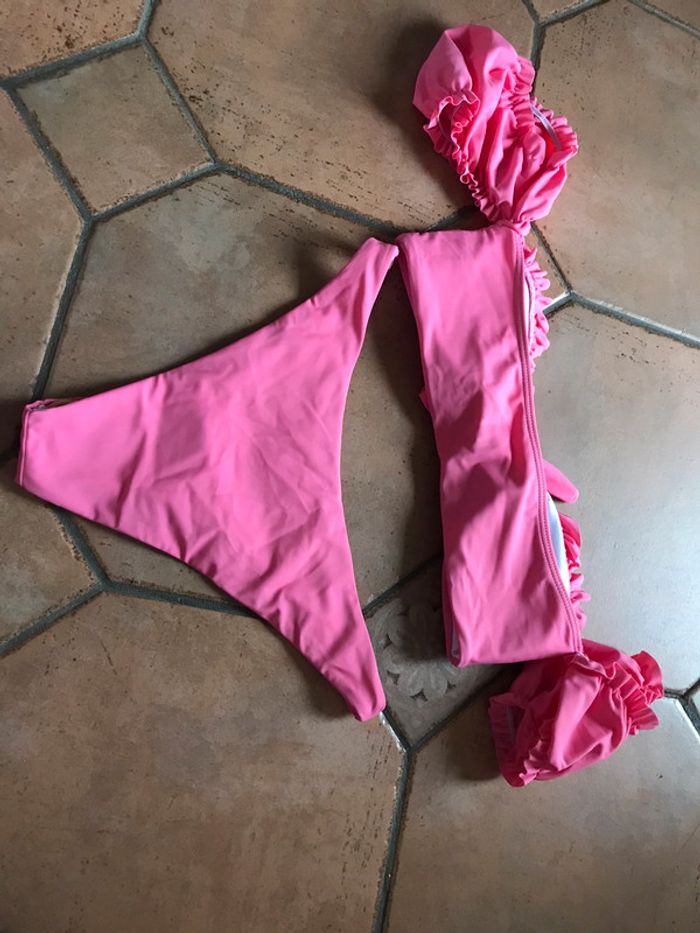 Maillot de bain rose neuf taille M - photo numéro 4