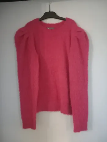 Joli pull TQF