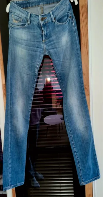 Jean's