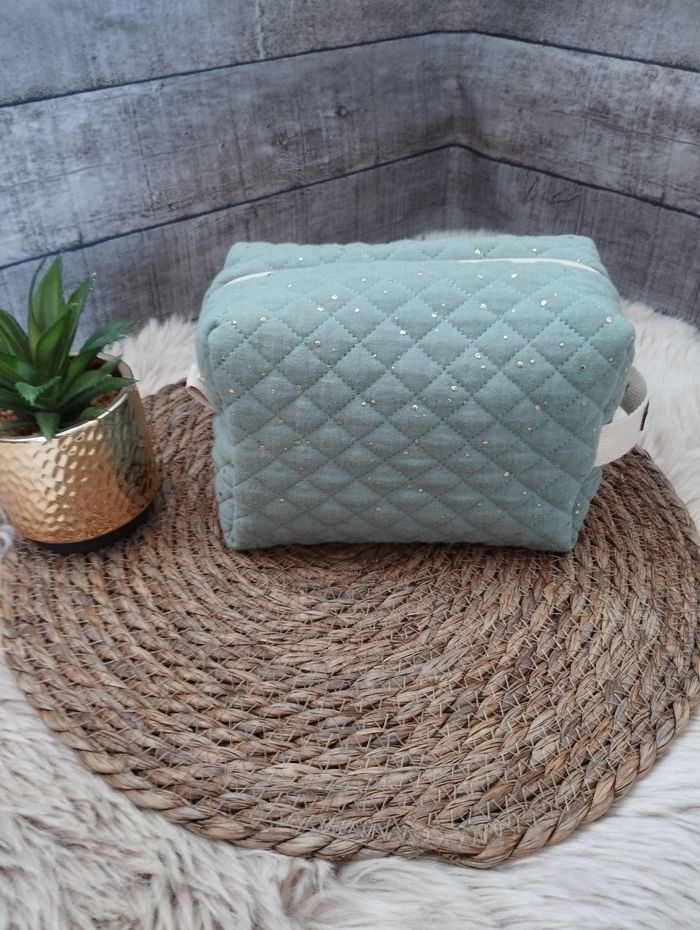 Trousse de toilette - photo numéro 2