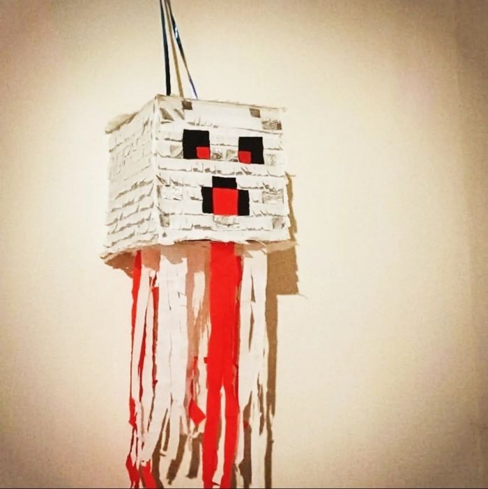 Pinatas enfants anniversaire minecraft