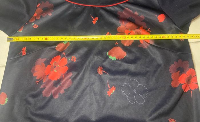 Robe bleu marine à fleurs rouges »Terre de Marins »manches 3/4 - photo numéro 3