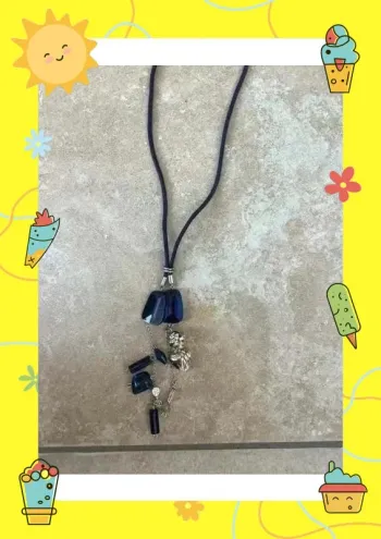 Collier long bleu noir