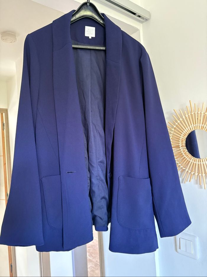 Blazer Karl Marc John
