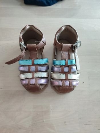 Sandale Verbaudet taille 20