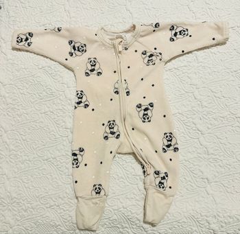 Lot de 27 pyjamas taille 1 mois multiples marques 