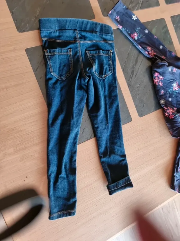 Ensemble t-shirt manches longues et jegging 4ans - photo numéro 7